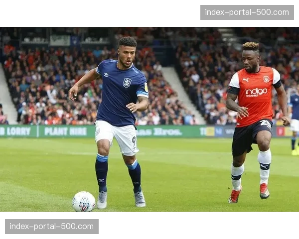 前瞻:保级生死战,卢顿与谢菲联均以传统4-4-2阵型著称,风格对决引关注 前瞻:保级生死战,卢顿与谢菲联均以传统4-4-2阵型著称,风格对决引关注